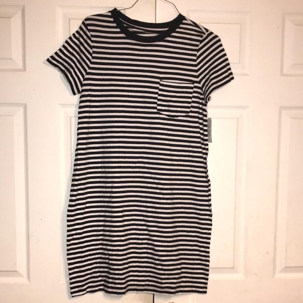NWT Women’s Striped T-Shirt Dress